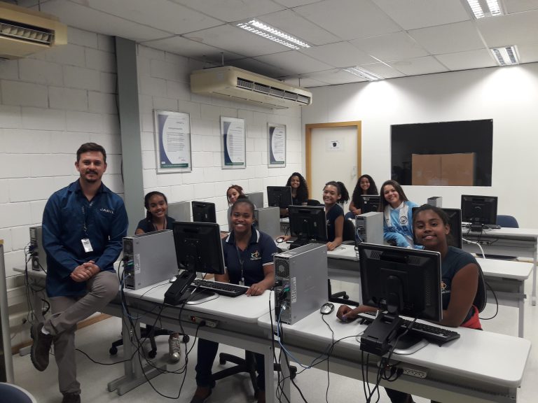 Jabil Site Educates, Employs and Empowers Young Women in Brazil