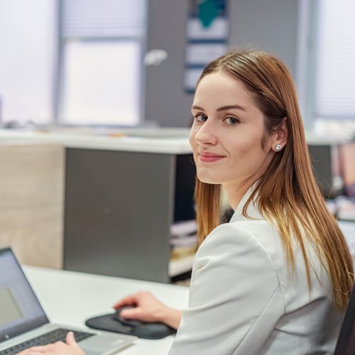 jabil - desk worker